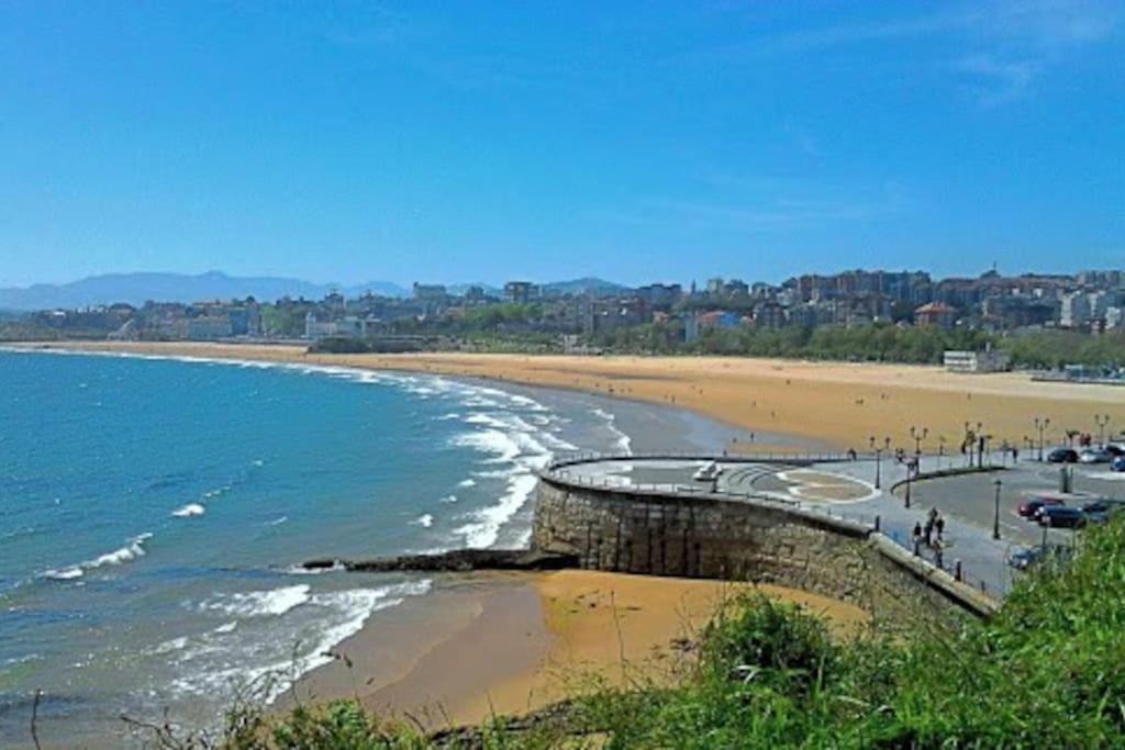 Bajo Con Terraza A 5 Min De La Playa Villa Santander Bagian luar foto